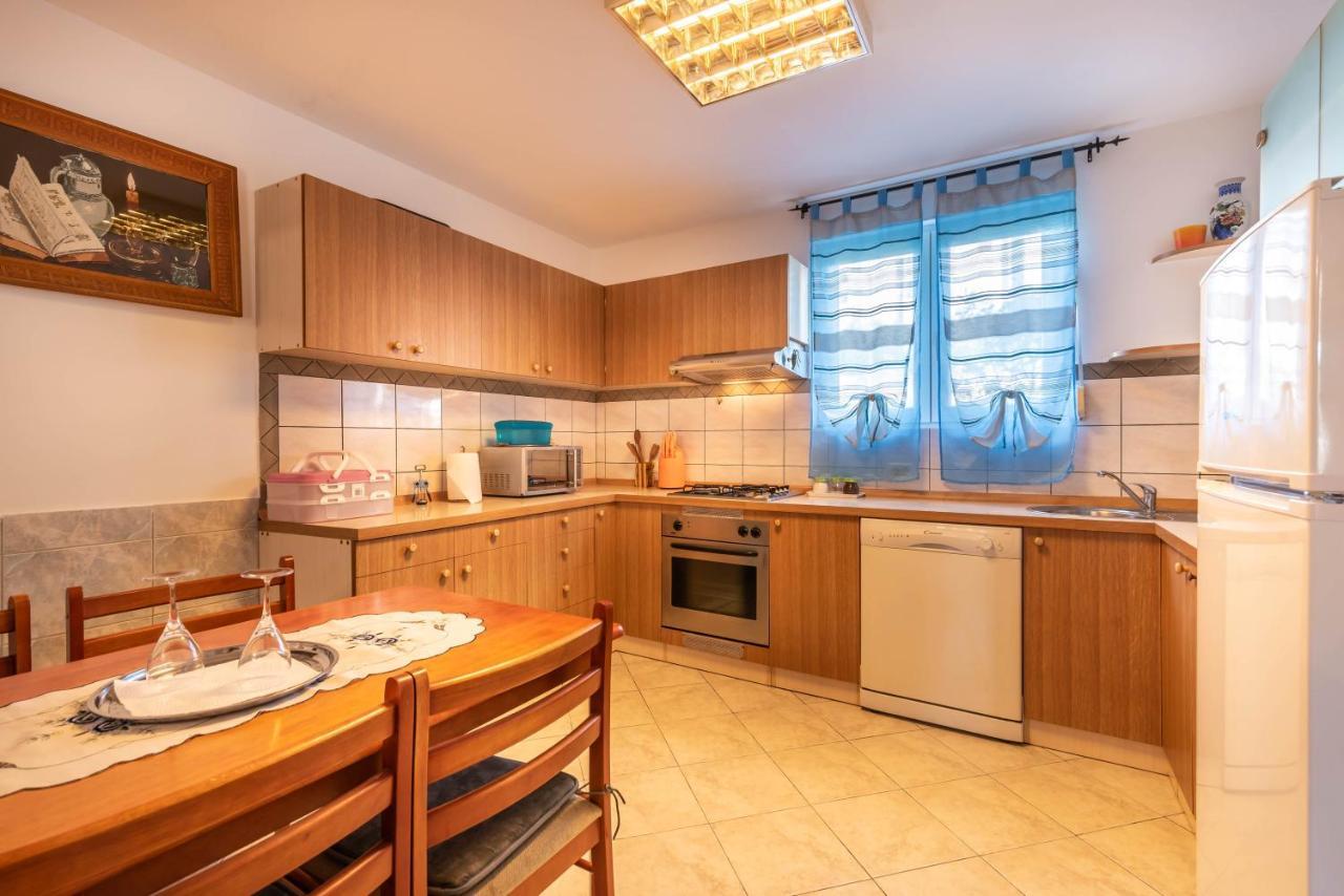 Nostress Apartment Pula Ngoại thất bức ảnh